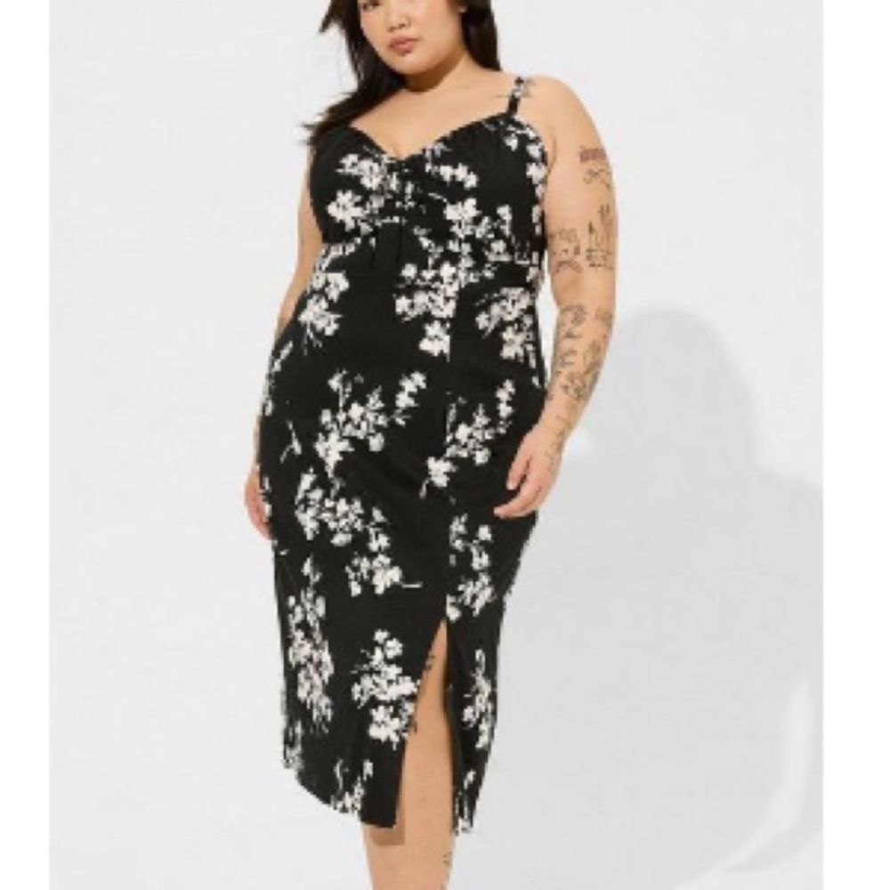 Torrid Black and White Floral Midi Dress